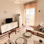 Fronte Mare, Piscina - Grifone * Lido di Jesolo