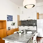 Apartment Fronte Mare, Piscina - Grifone