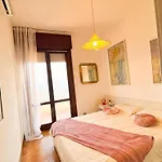 Fronte Mare, Piscina - Grifone Appartamento