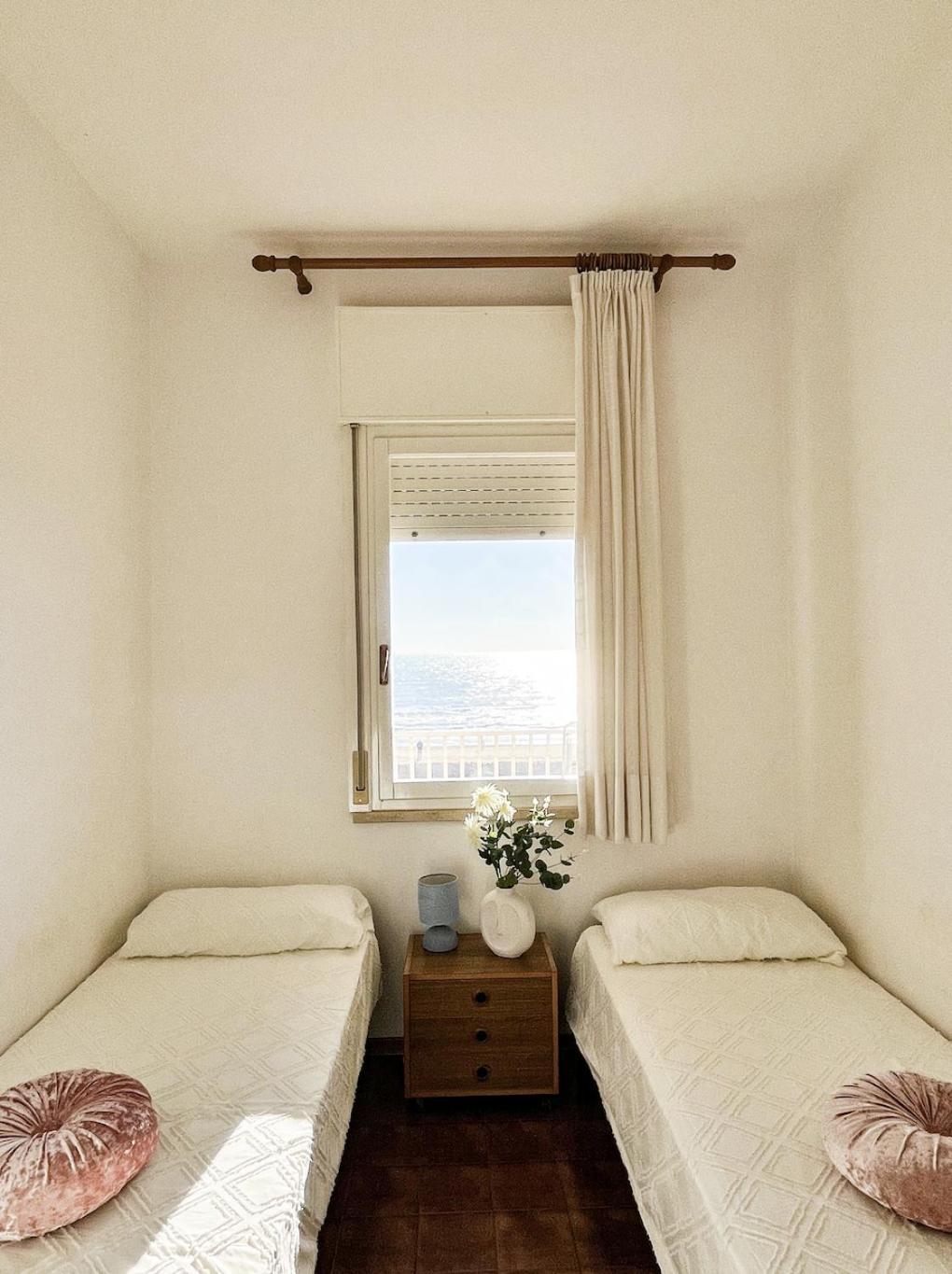 Apartment Fronte Mare, Piscina - Grifone