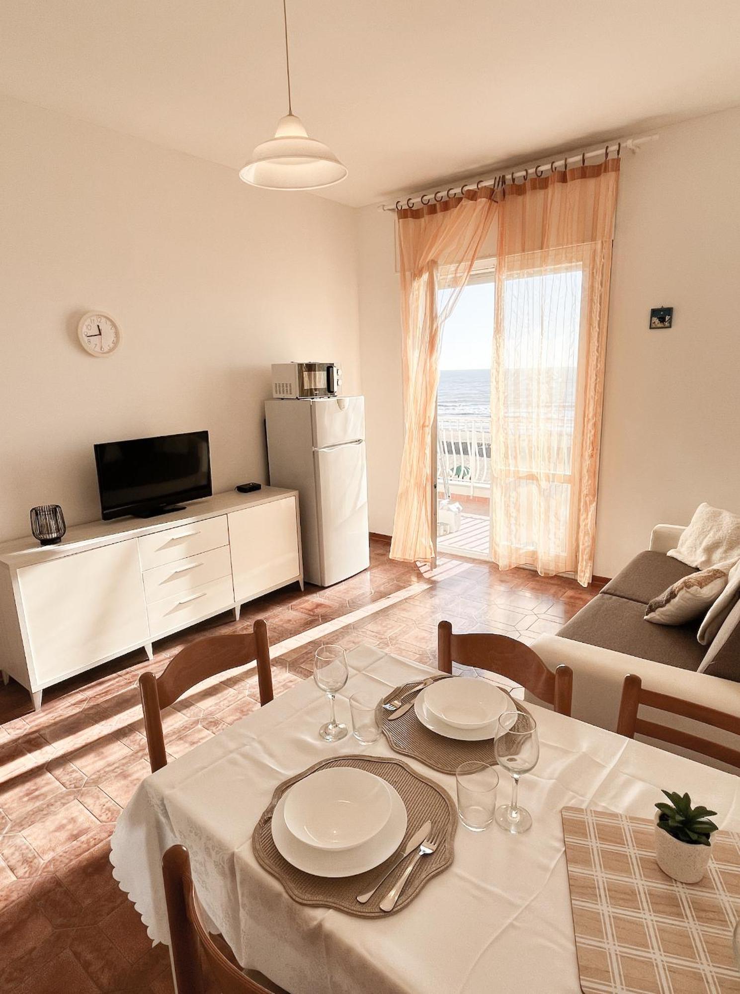 Fronte Mare, Piscina - Grifone * Lido di Jesolo