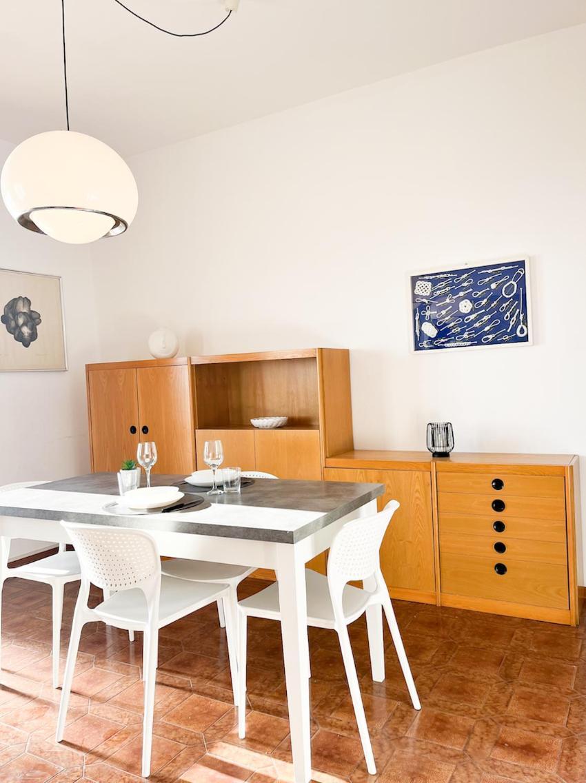 Fronte Mare, Piscina - Grifone Apartment