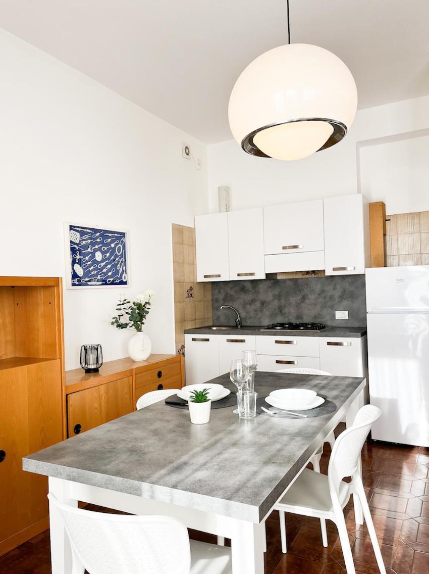 Apartment Fronte Mare, Piscina - Grifone