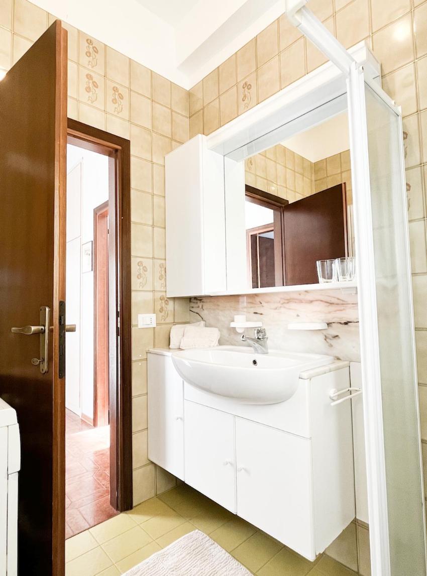 Apartment Fronte Mare, Piscina - Grifone *